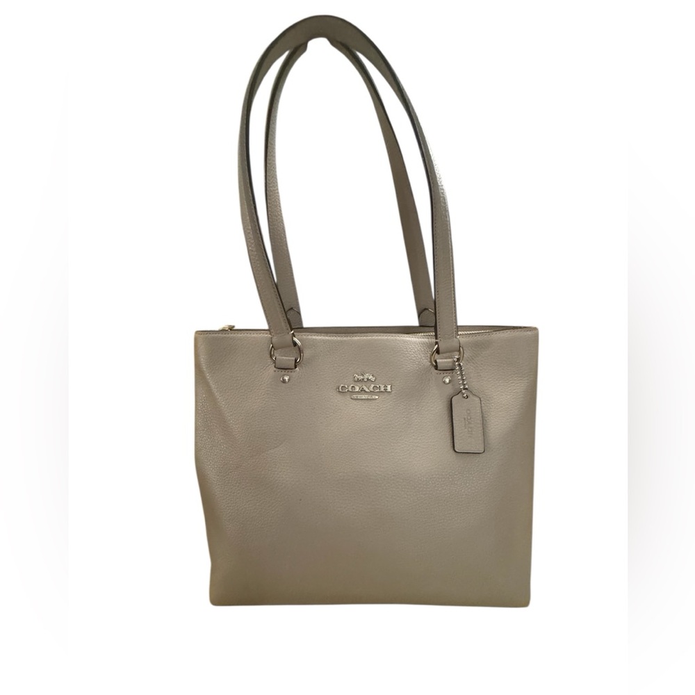Coach Bay Zipper Tote — 2018